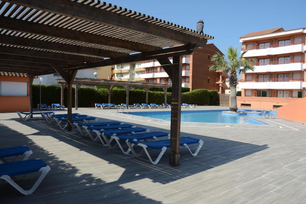 Apartamentos familiares Sa Gavina Gaudí L'Estartit Exterior foto