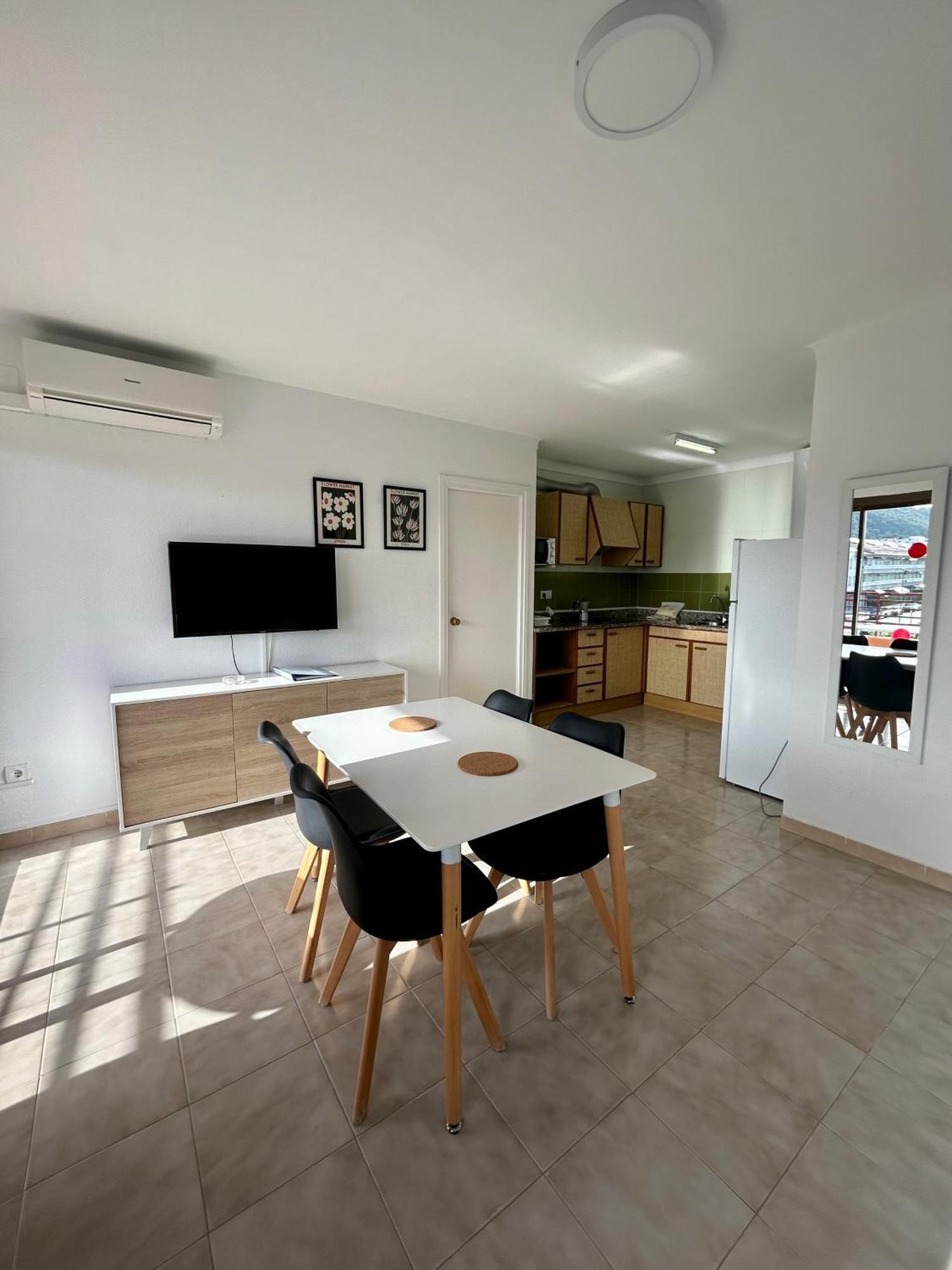 Apartamentos familiares Sa Gavina Gaudí L'Estartit Exterior foto